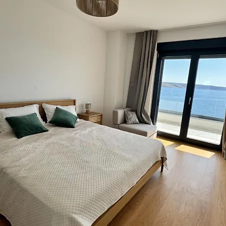 Mar Mar Beachfront Penthouse *